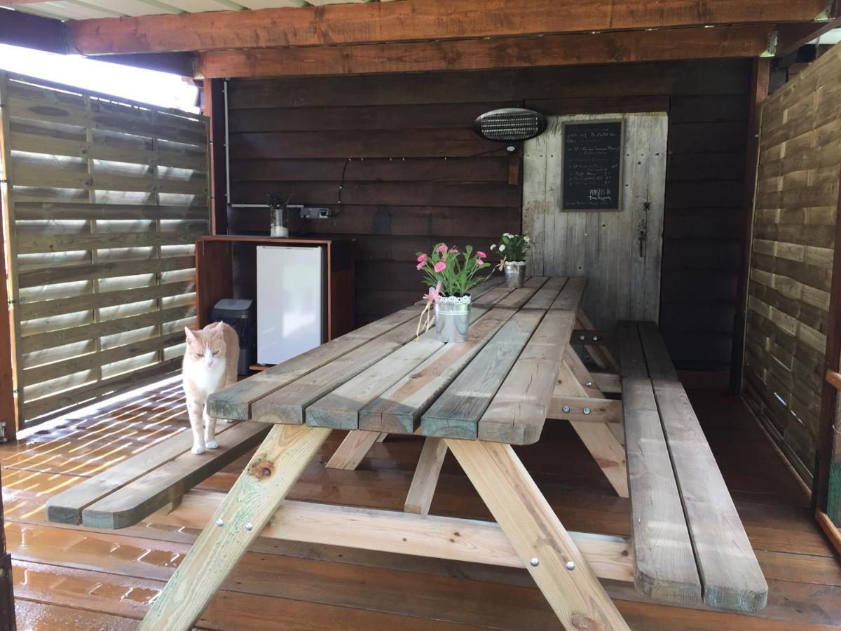 Roulottes du Chalet des Pins Rougeou Extérieur photo